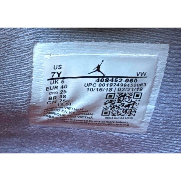 Nike Air Jordan 4 Retro Bred 2019 Size 7 Youth (Size 8.5 Women's) - Picture 6 of 9